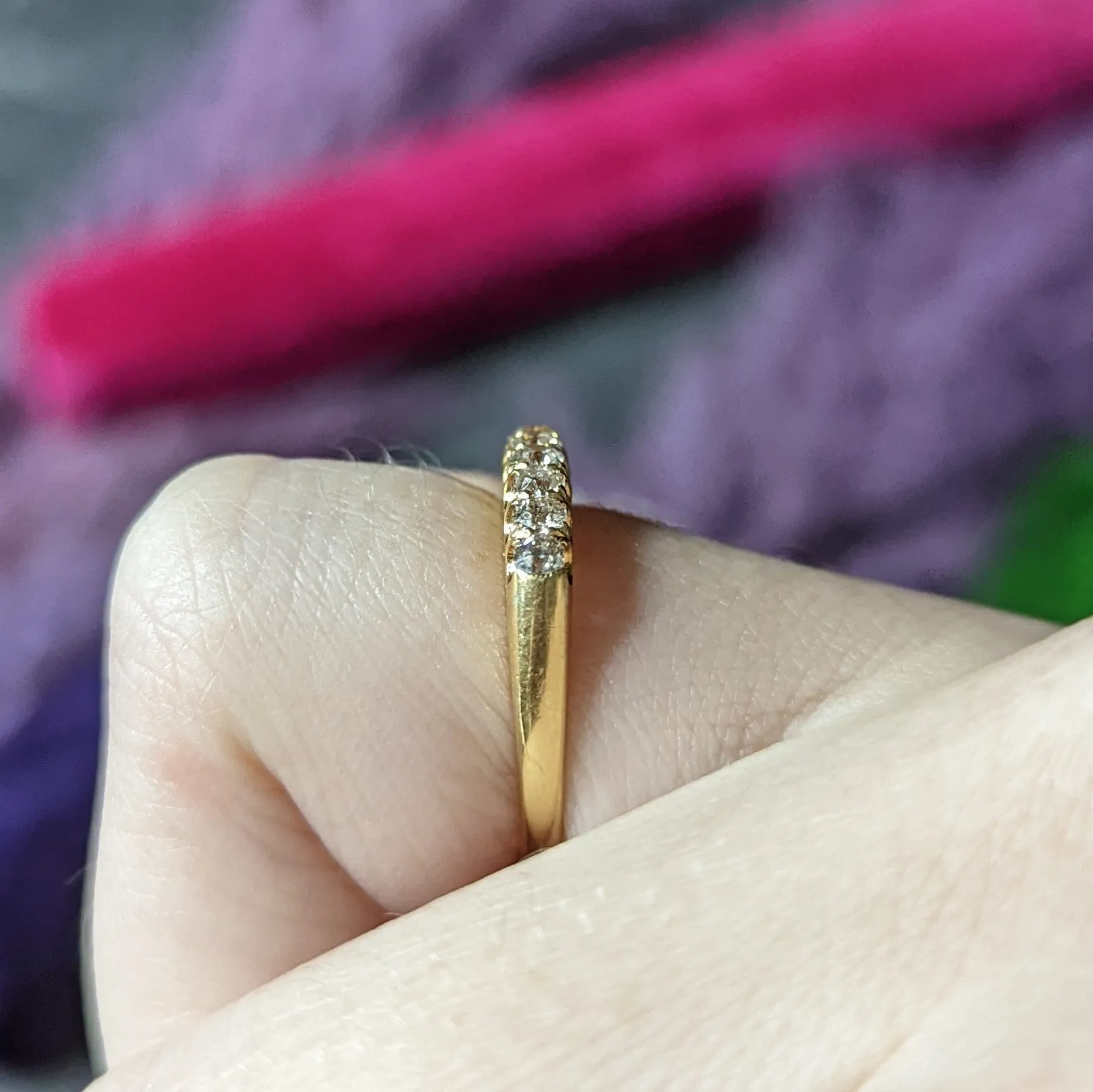 1940's Retro 0.35 Diamond 14 Karat Yellow Gold Vintage Fishtail Stacking Band Ring