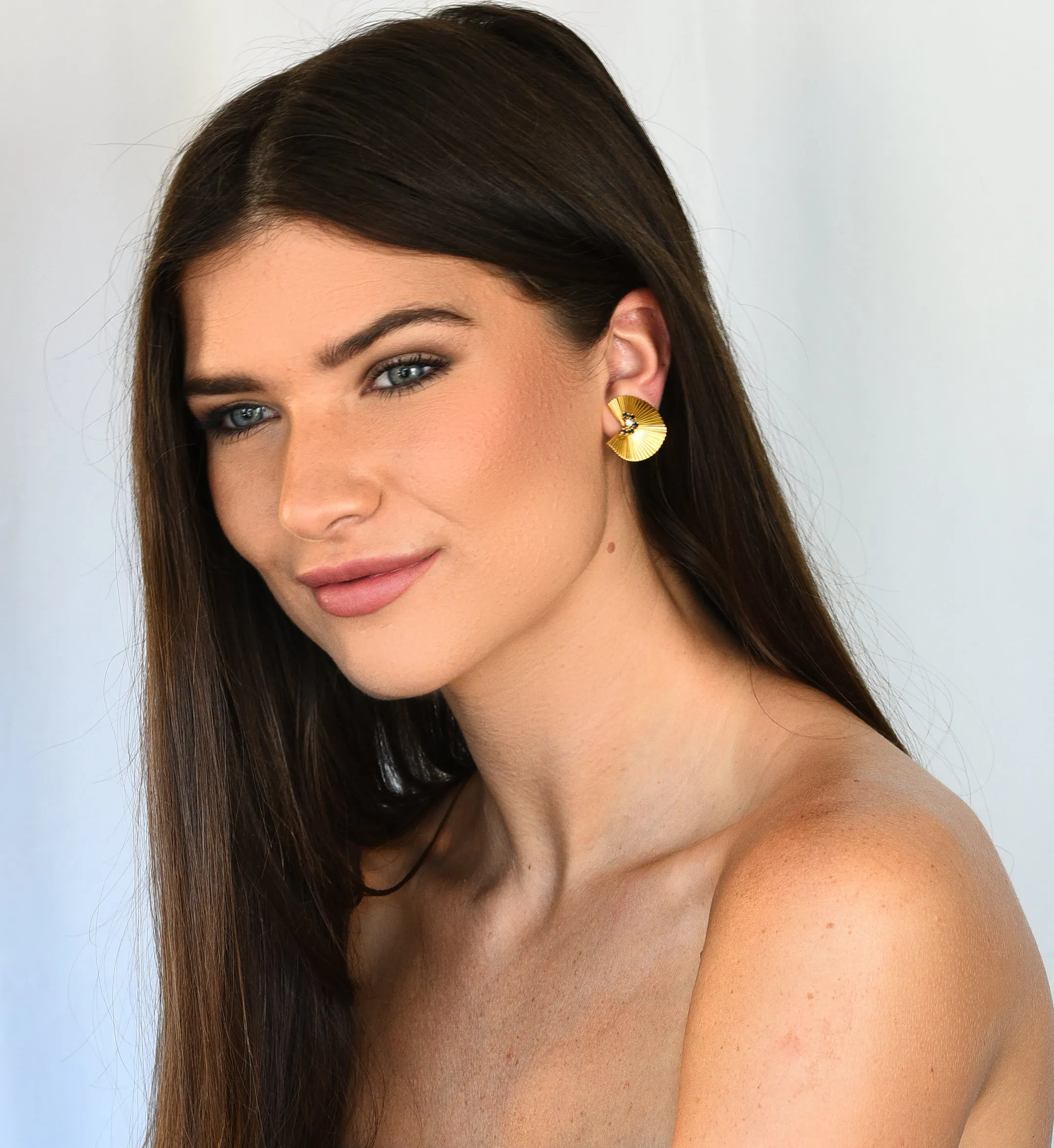 1950's McTeigue Diamond Sapphire 18 Karat Two-Tone Gold Vintage Ear-Clip Earrings