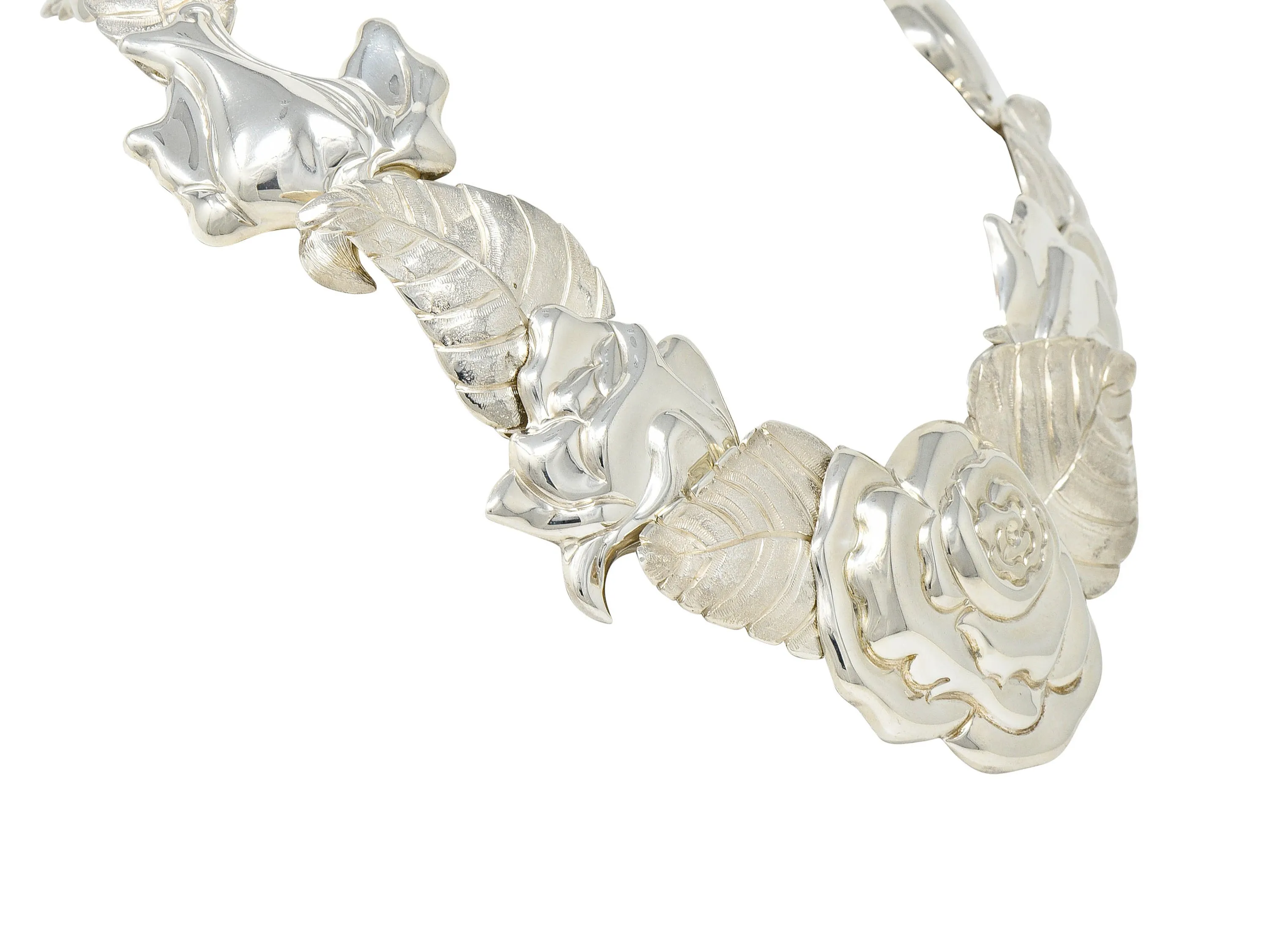 1980's Angela Cummings Tiffany & Co. Sterling Silver Flower Rose Collar Necklace