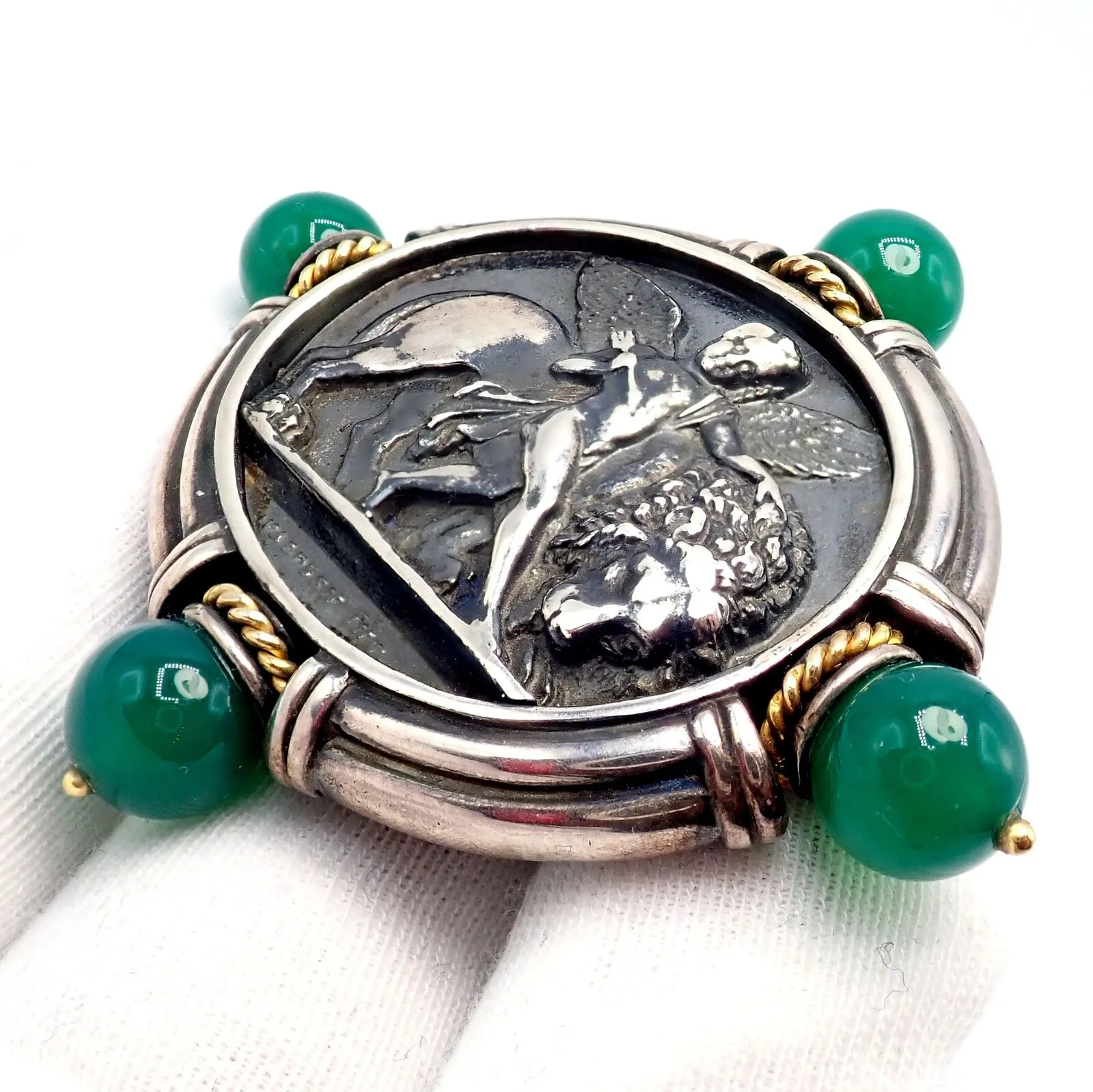 Authentic! SeidenGang 18k Yellow Gold Silver Large Medallion Chrysoprase Brooch