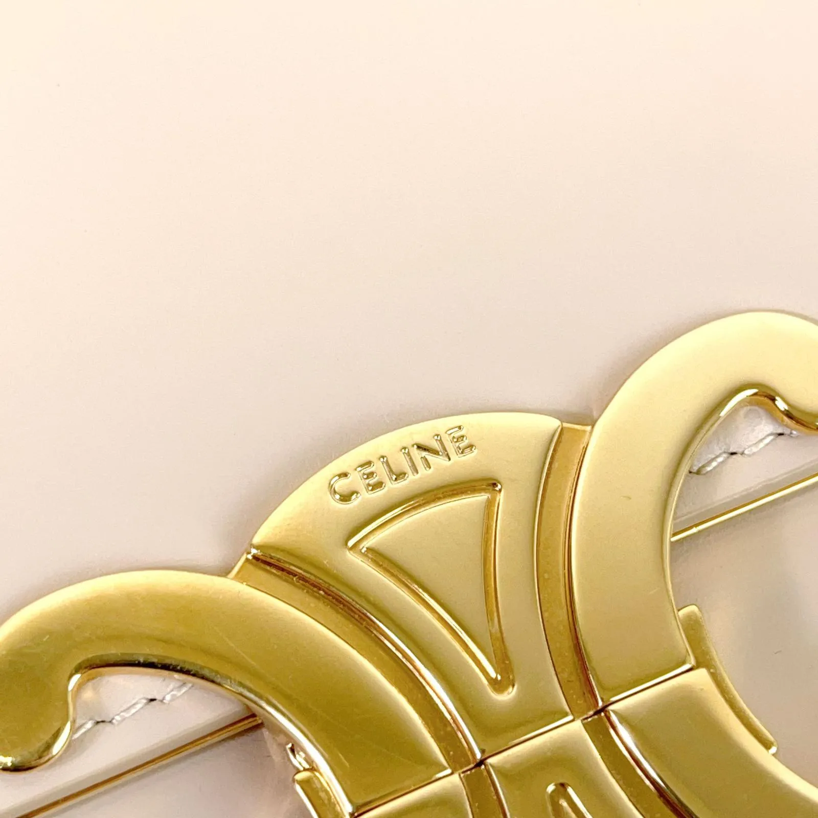 Celine Classique Triomphe