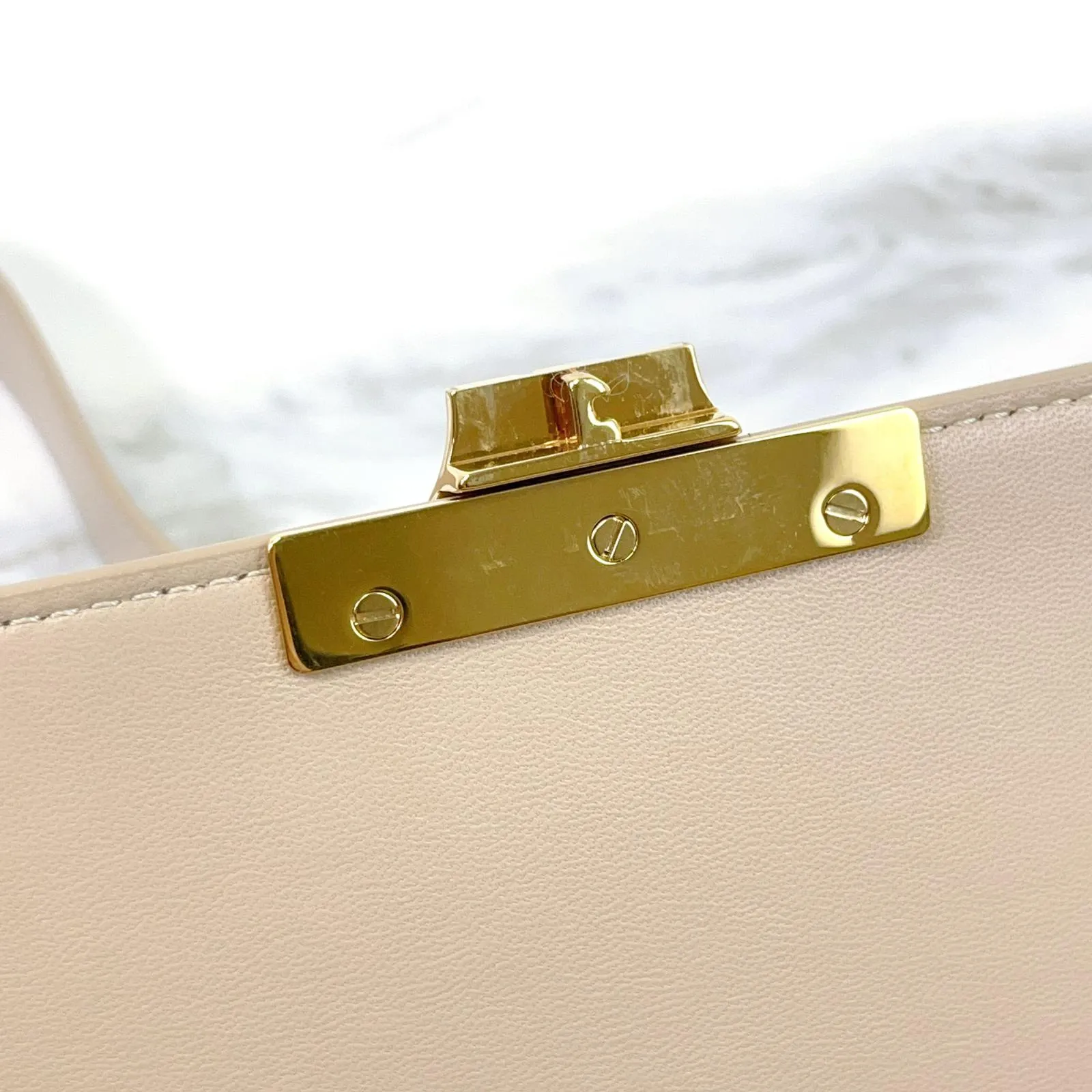 Celine Classique Triomphe