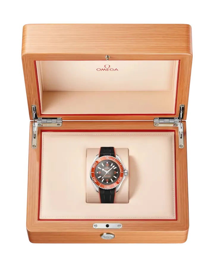 OMEGA- SEAMASTERPLANET OCEAN 6000M45.5 MM, OMEGASTEEL ON RUBBER STRAP215.32.46.21.06.001