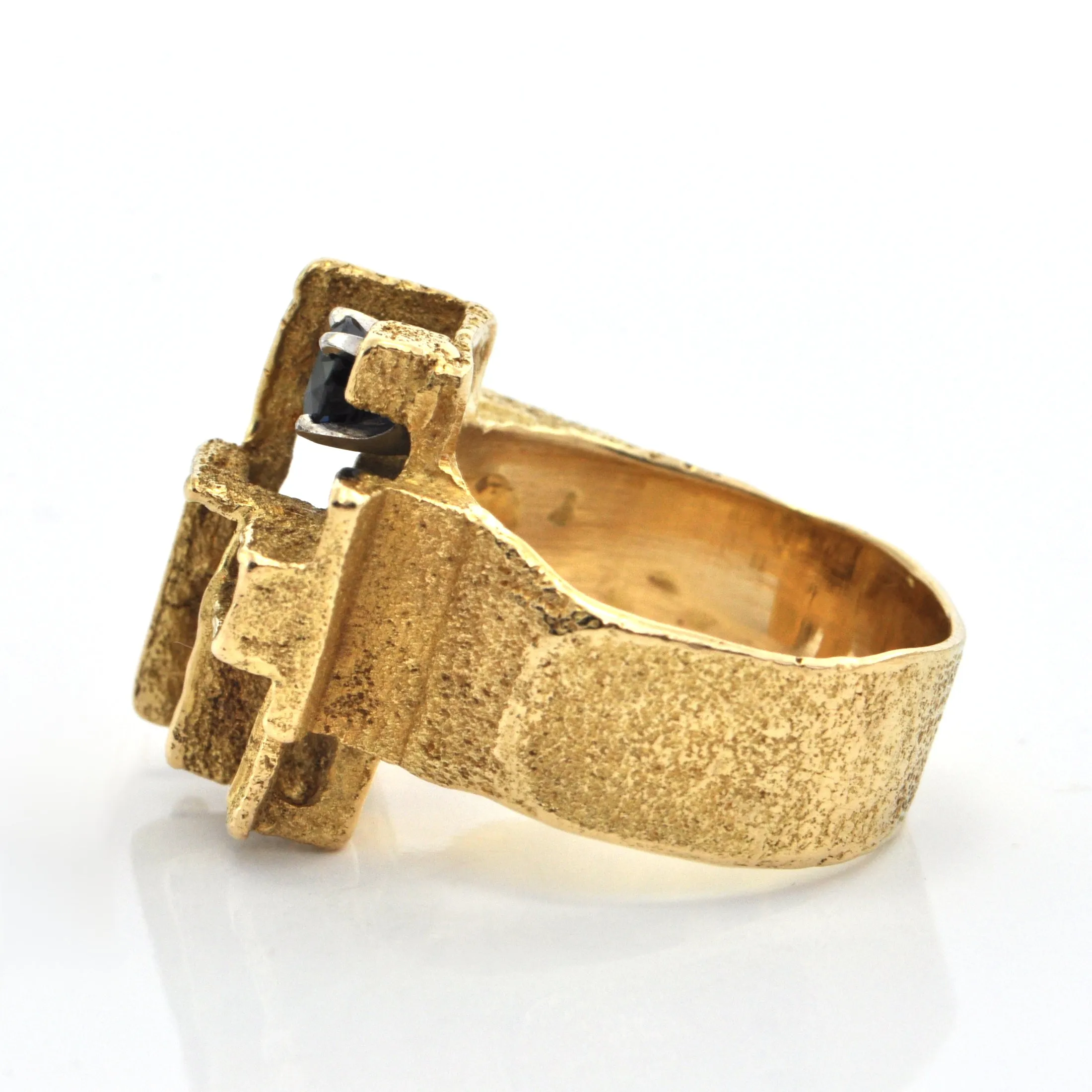 Vintage Geometric 18K Yellow Gold and 0.73CT Sapphire Ring